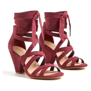 New Torrid 9.5WW Sexy Strappy Cone Heel Faux Suede Berry Purple 3.5" Heels Shoes